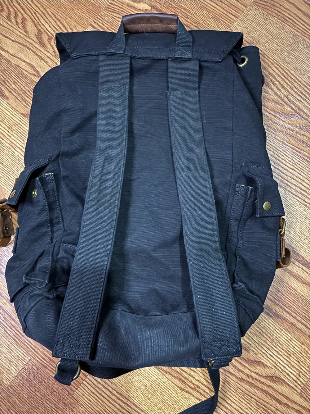 Backpack - Picture 2 of 10